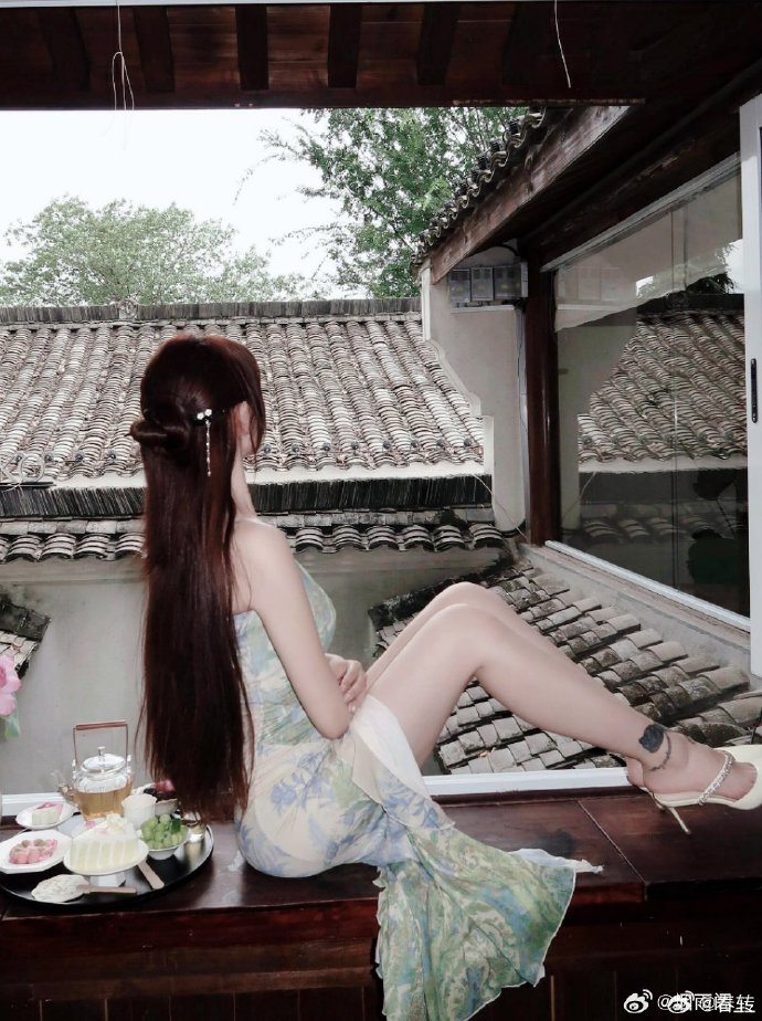 黄晓明和田曦薇旧事重提，娱乐圈的错过远比片酬珍贵！