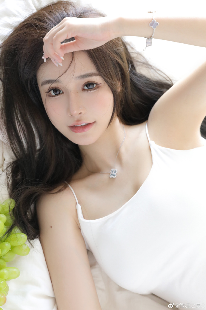 赛博朋克：边缘行者 封面